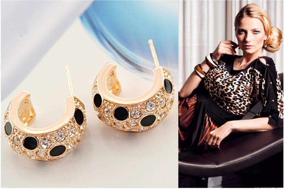 European_Style_Luxurious_Fashion_Champagne_Diamond_Female_Leopard_Earrings_p31023_1.jpg