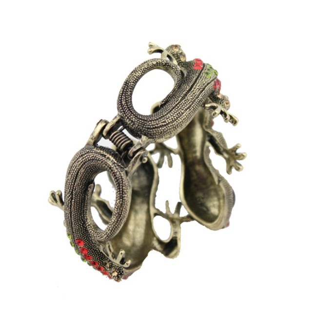 European_Style_Retro_Diamond_Lizard_Female_Exaggerated_Bracelet_p30883_5.jpg