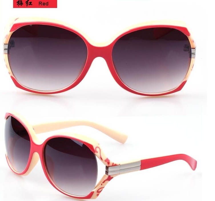 Women_European_Style_Fashion_Retro_Sunglasses_p38773_4.jpg