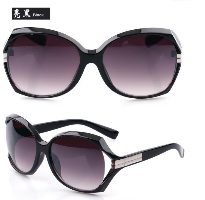 Women_European_Style_Fashion_Retro_Sunglasses_p38773_5.jpg