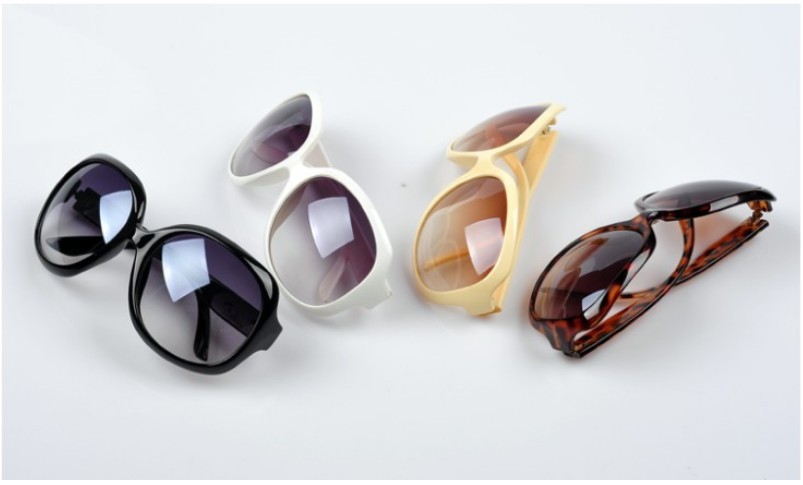 Women_Fashion_Large_Frame_Sunglasses_p38772_2.jpg